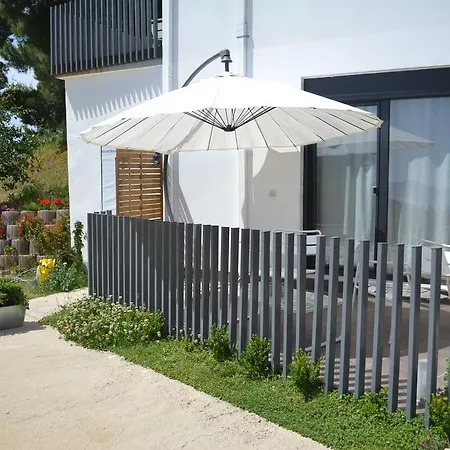 Entechnos Living 4* Мегали-Аммос