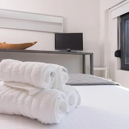 Entechnos Living Hotel apartamentowy