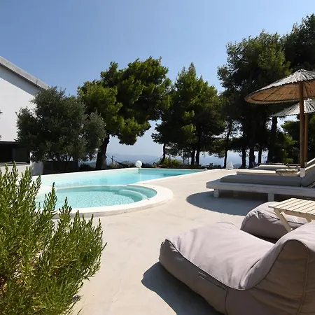 Hotel apartamentowy Entechnos Living Megali Ammos (Skiathos)