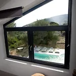Entechnos Living