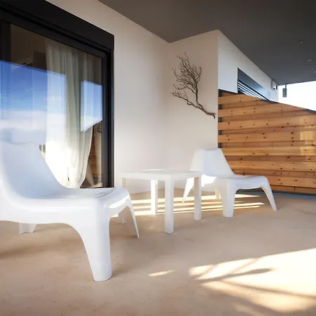 Lägenhetshotell Entechnos Living 4*