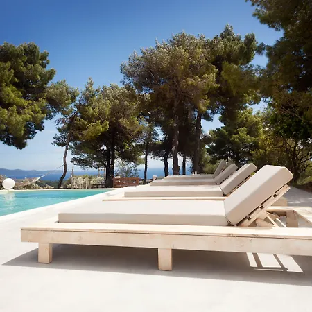 Lägenhetshotell Entechnos Living 4*