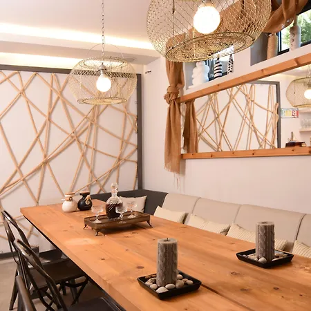 Entechnos Living Aparthotel 4*