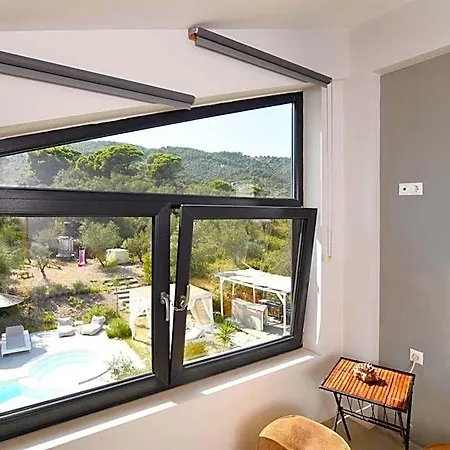 Aparthotel Entechnos Living Megali Ammos (Skiathos)