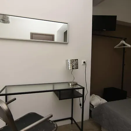 Entechnos Living Aparthotel