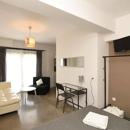 Aparthotel Entechnos Living 3*