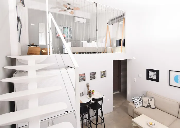 Entechnos Living メガリ・アモス