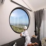 Apart-hotel Entechnos Living