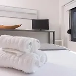 Entechnos Living Apart-hotel