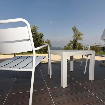 Entechnos Living Aparthotel 3*