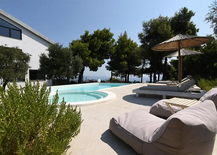 Apartahotel Entechnos Living Megali Ammos (Skiathos)